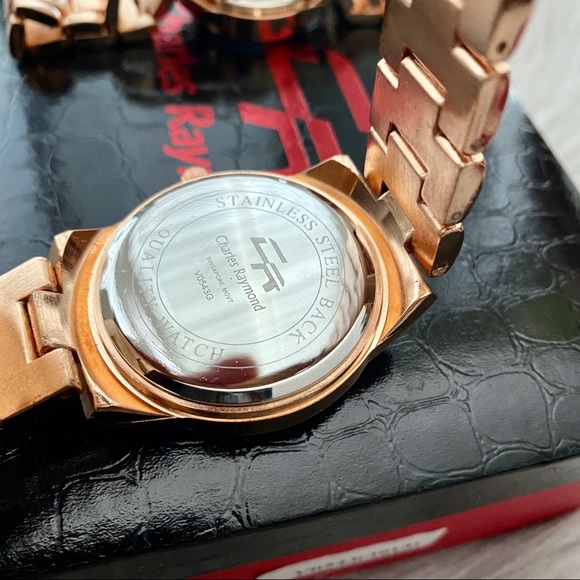 Charles Raymond His and Hers Watch Set - Picture 4 of 7